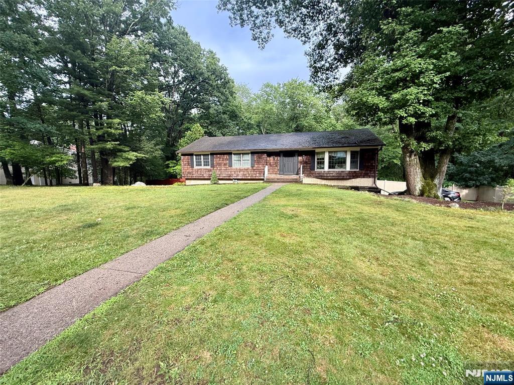 60 Eileen Drive - Photo 1