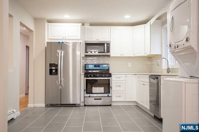 473 Lincoln Street B - Photo 1