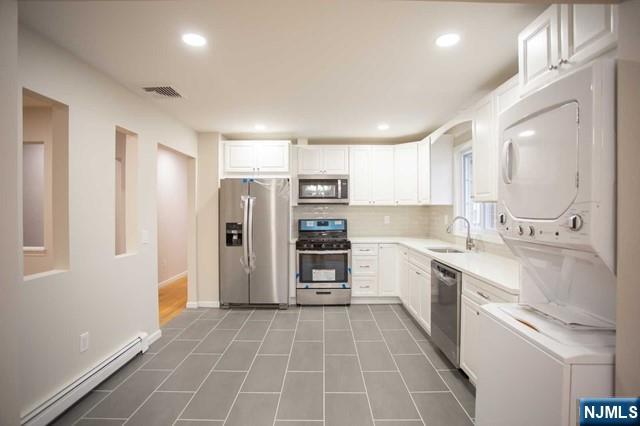 473 Lincoln Street B - Photo 2