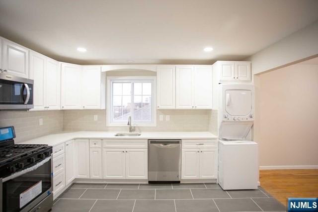 473 Lincoln Street B - Photo 4
