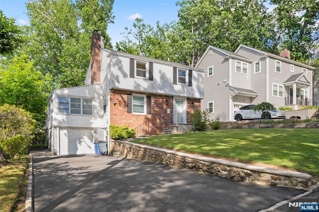 26 W Lawn Road - Photo 2