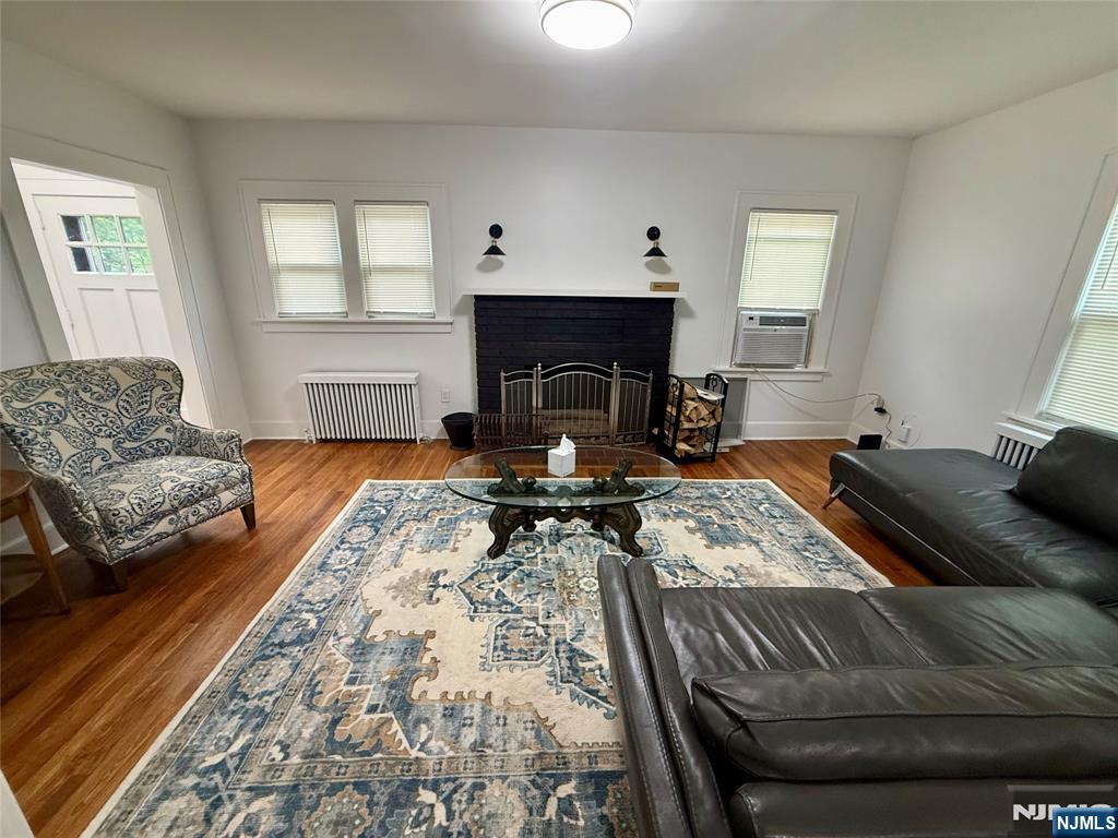 131 W Ramapo Avenue - Photo 2