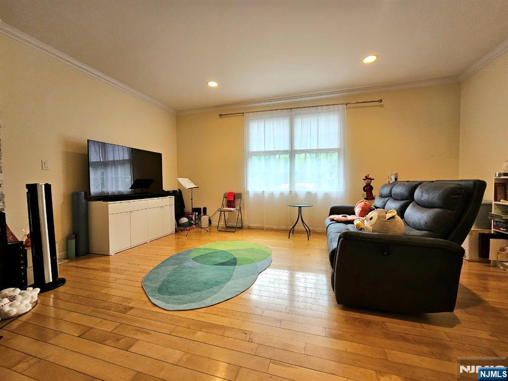 183 Tenafly Road - Photo 5