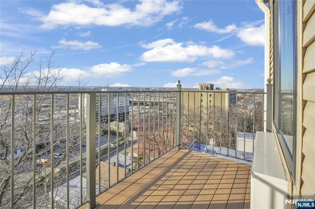 2601 Jane Street P404 - Photo 3