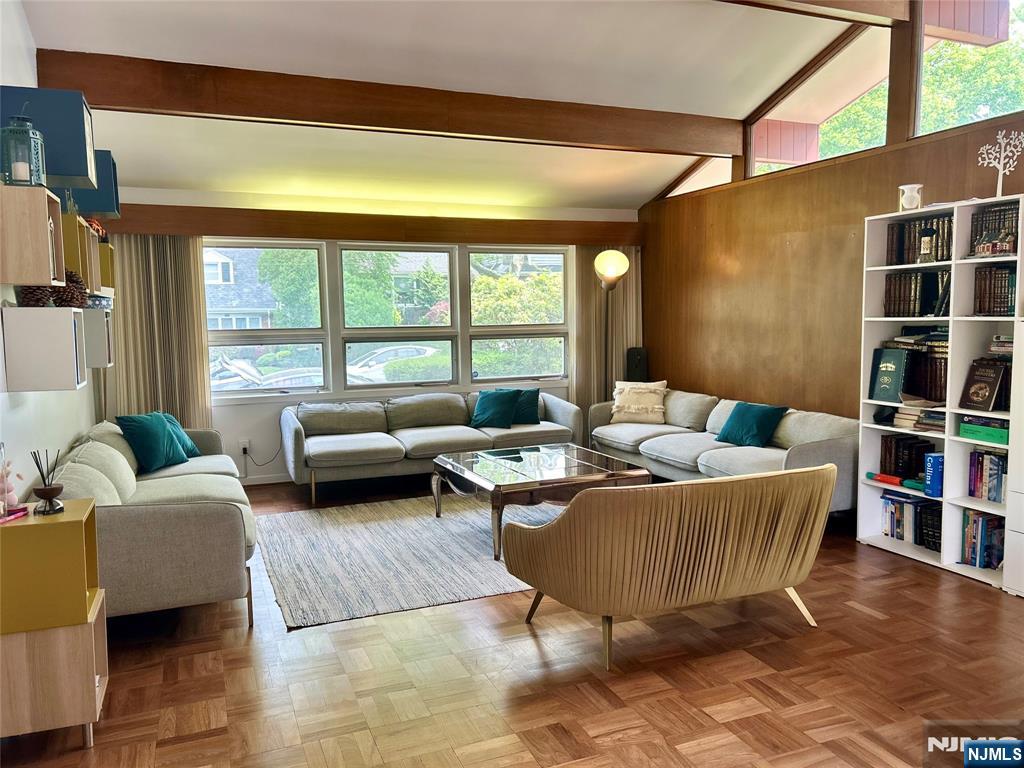 608 Ogden Avenue - Photo 2