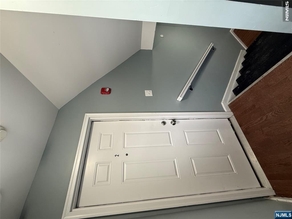 34 Auburn Street 2 - Photo 2