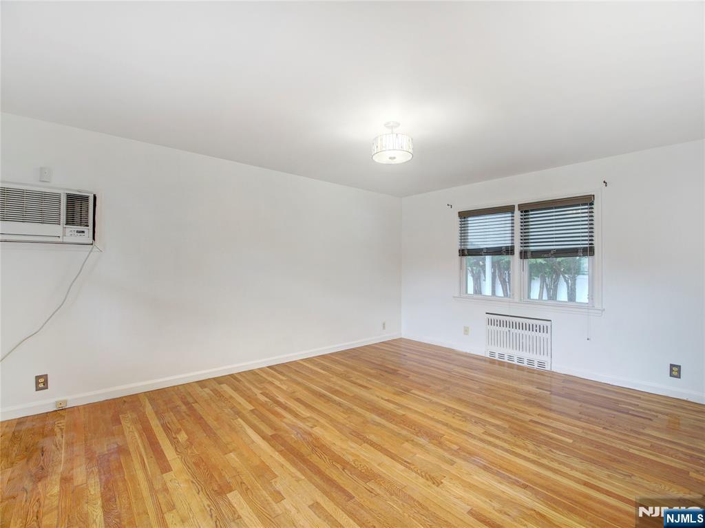 55 14th Avenue - Photo 3