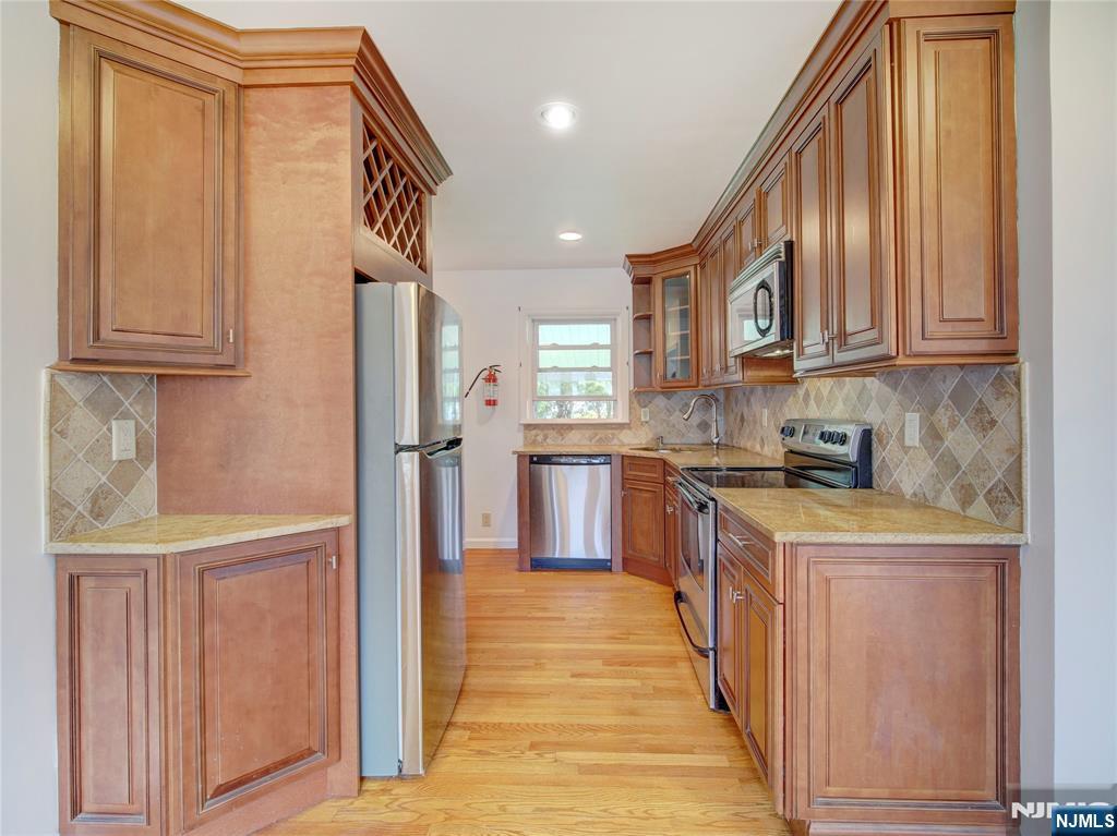 55 14th Avenue - Photo 5