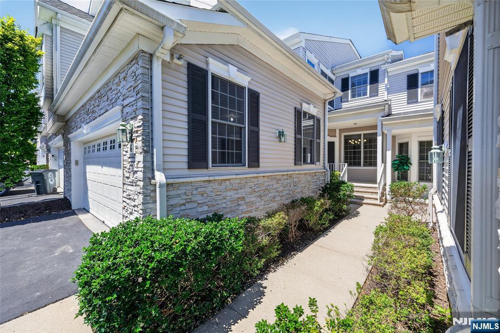 6 Schweinberg Drive R - Photo 1