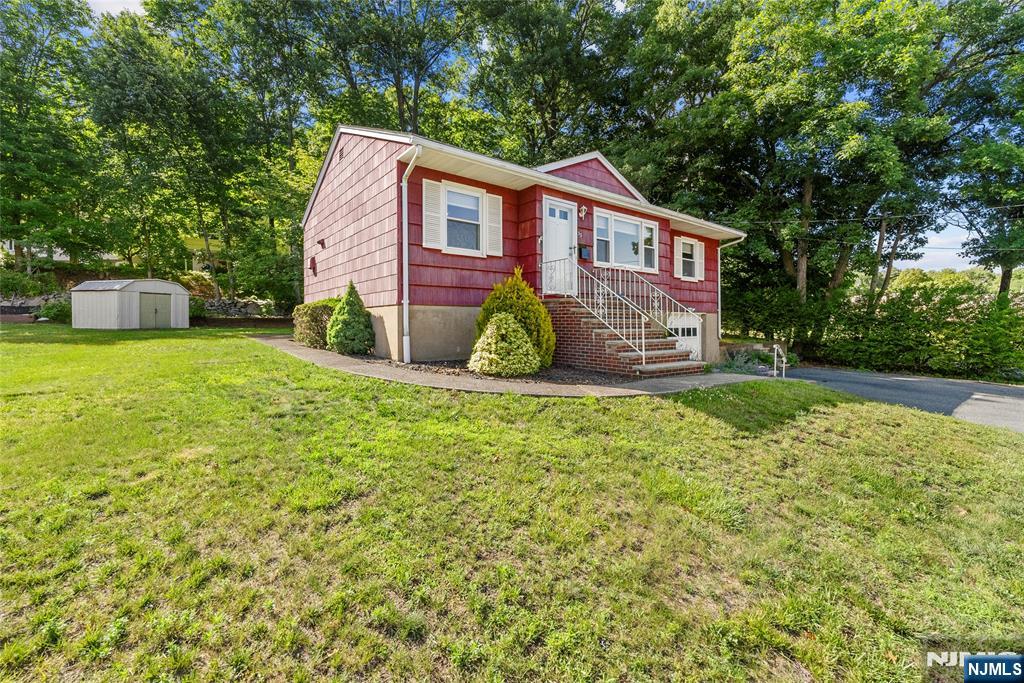 33 Walter Drive - Photo 4