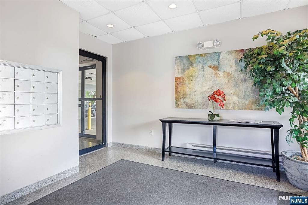 850 Main 2G - Photo 4