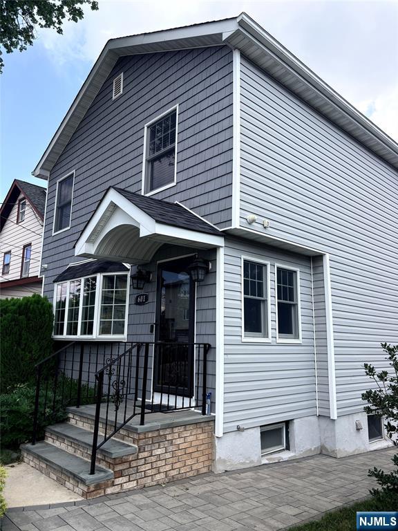 601 10th Street - Photo 1