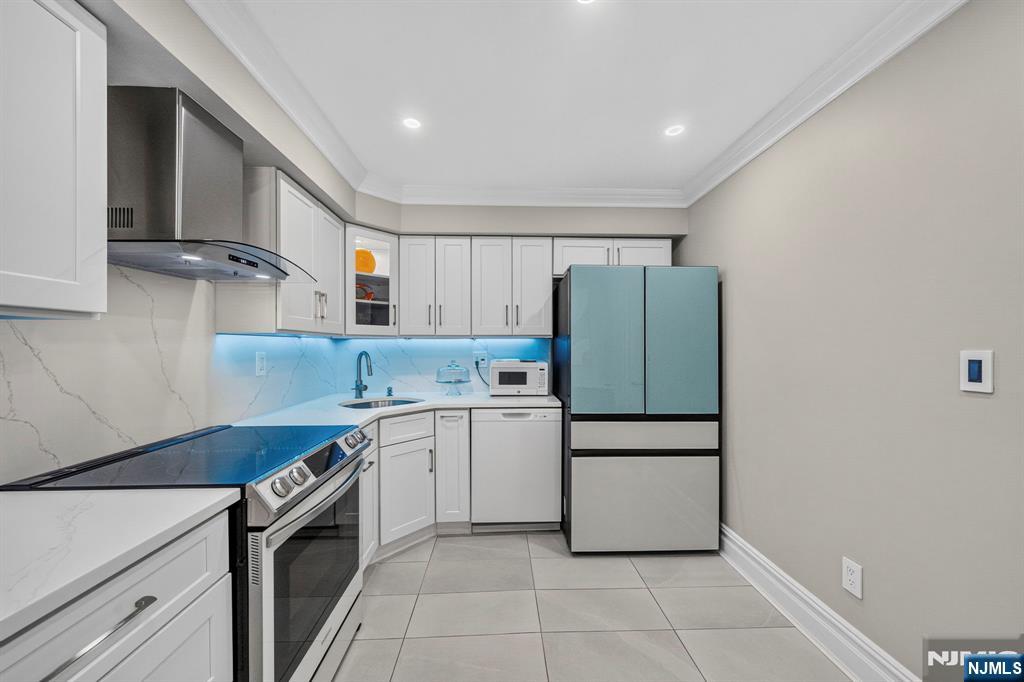 513 Windsor Drive - Photo 15