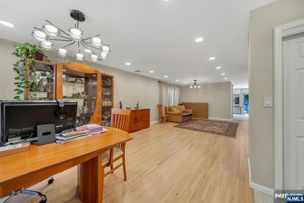 573 Kearney - Photo 3