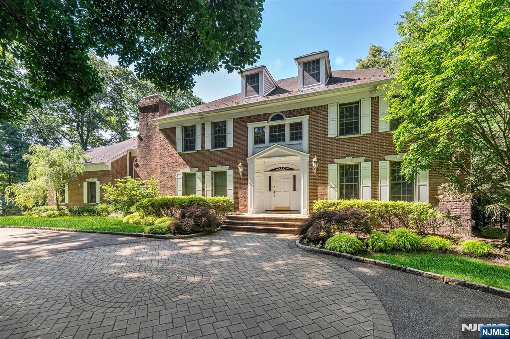 27 Cameron Road - Photo 2