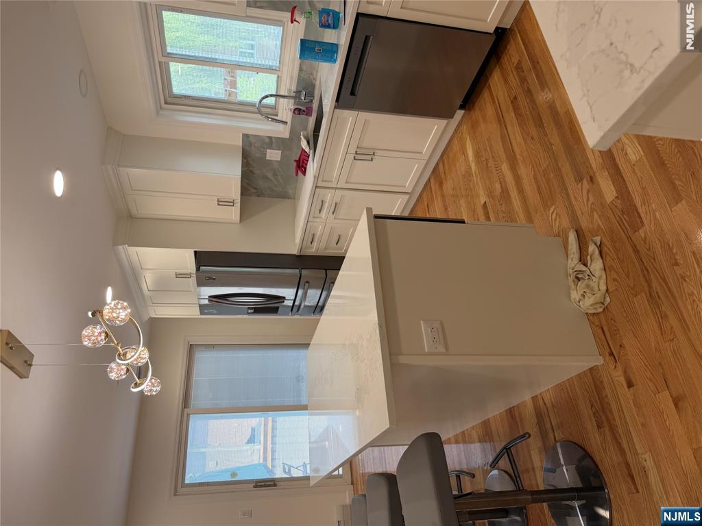 305 Highland Avenue B - Photo 3