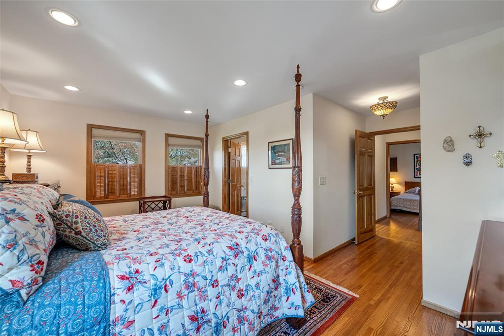 10 Woodmere Road — photo 17