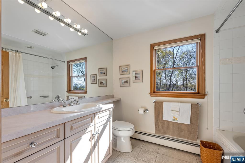 10 Woodmere Road — photo 22