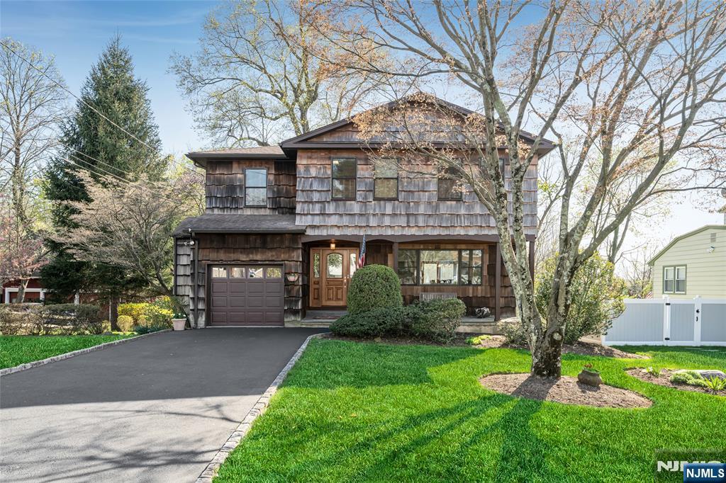 10 Woodmere Road — photo 36
