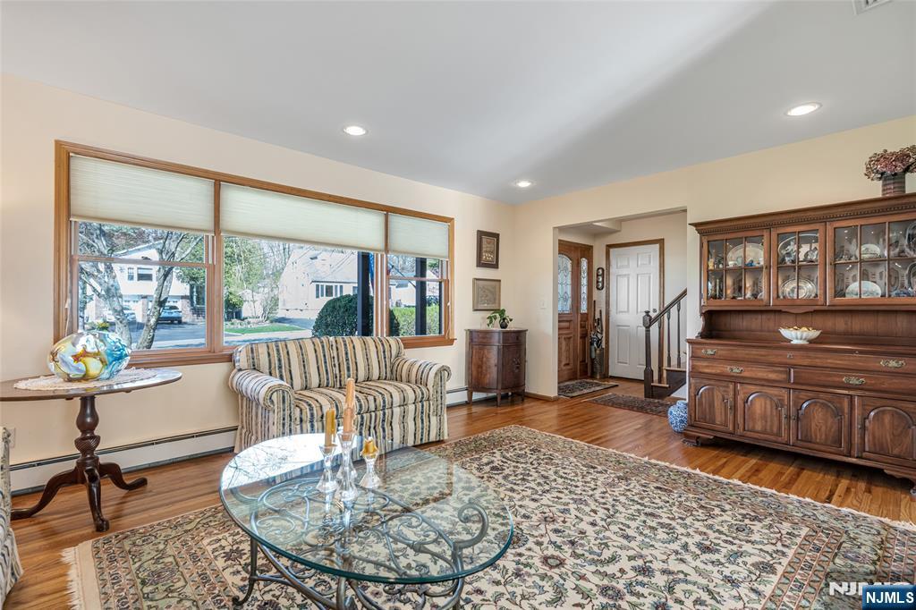 10 Woodmere Road — photo 6