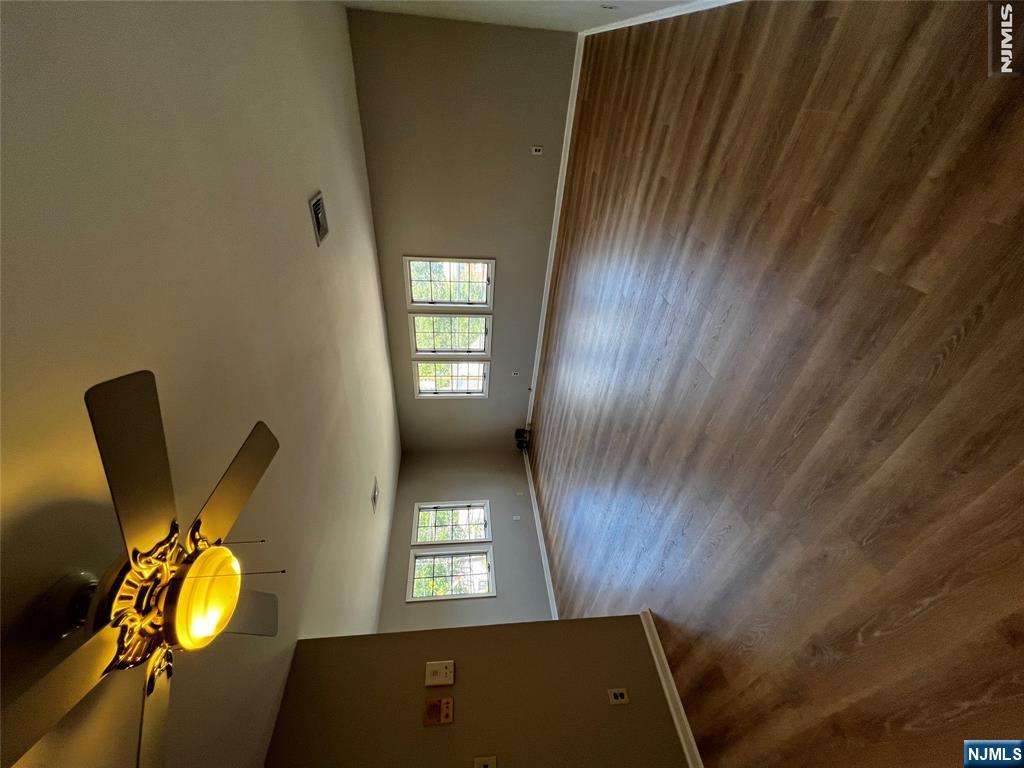 301 Bloomfield Avenue 3 - Photo 2