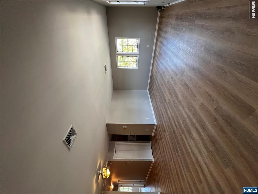 301 Bloomfield Avenue 3 - Photo 3