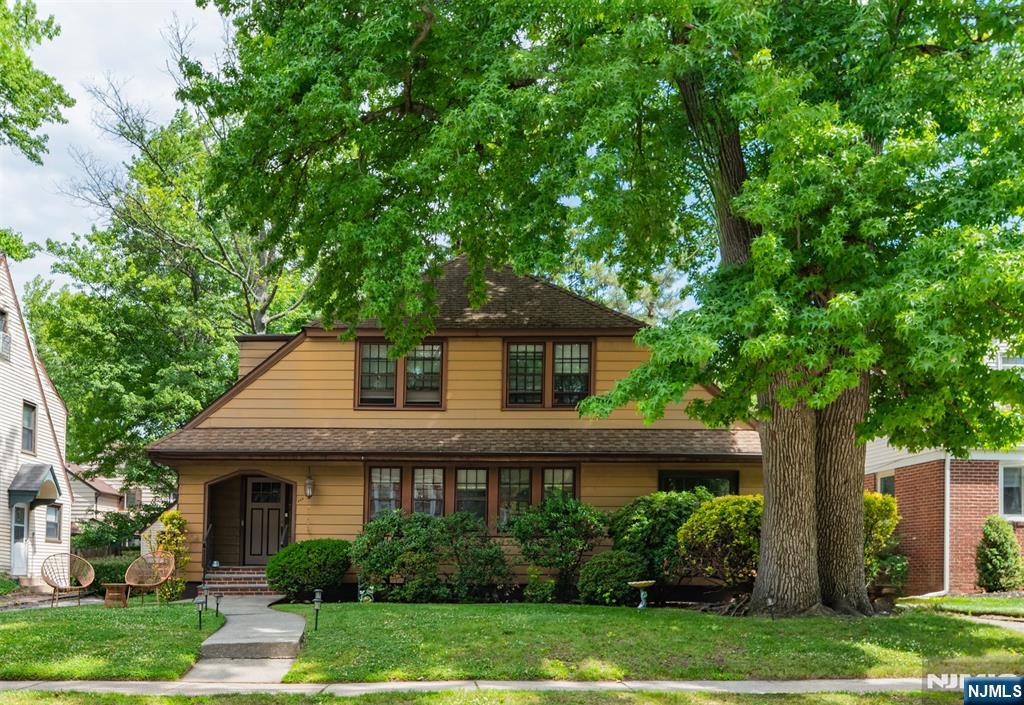 529 Wyndham Road - Photo 3