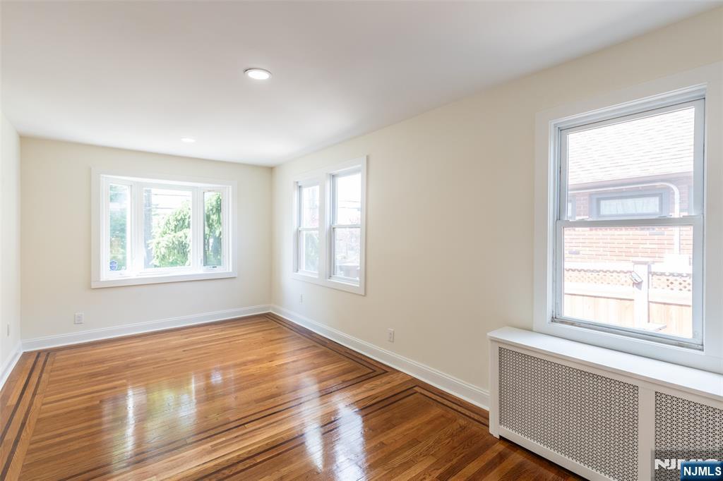 218 Riverview Ave, North Arlington, NJ 07031