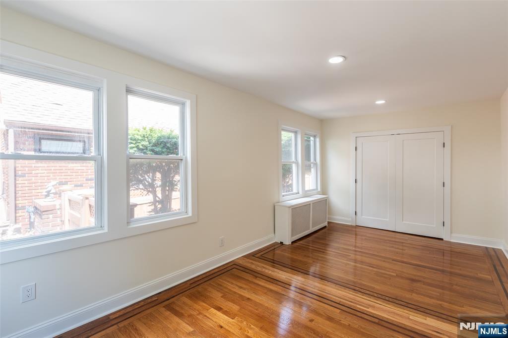 218 Riverview Ave, North Arlington, NJ 07031