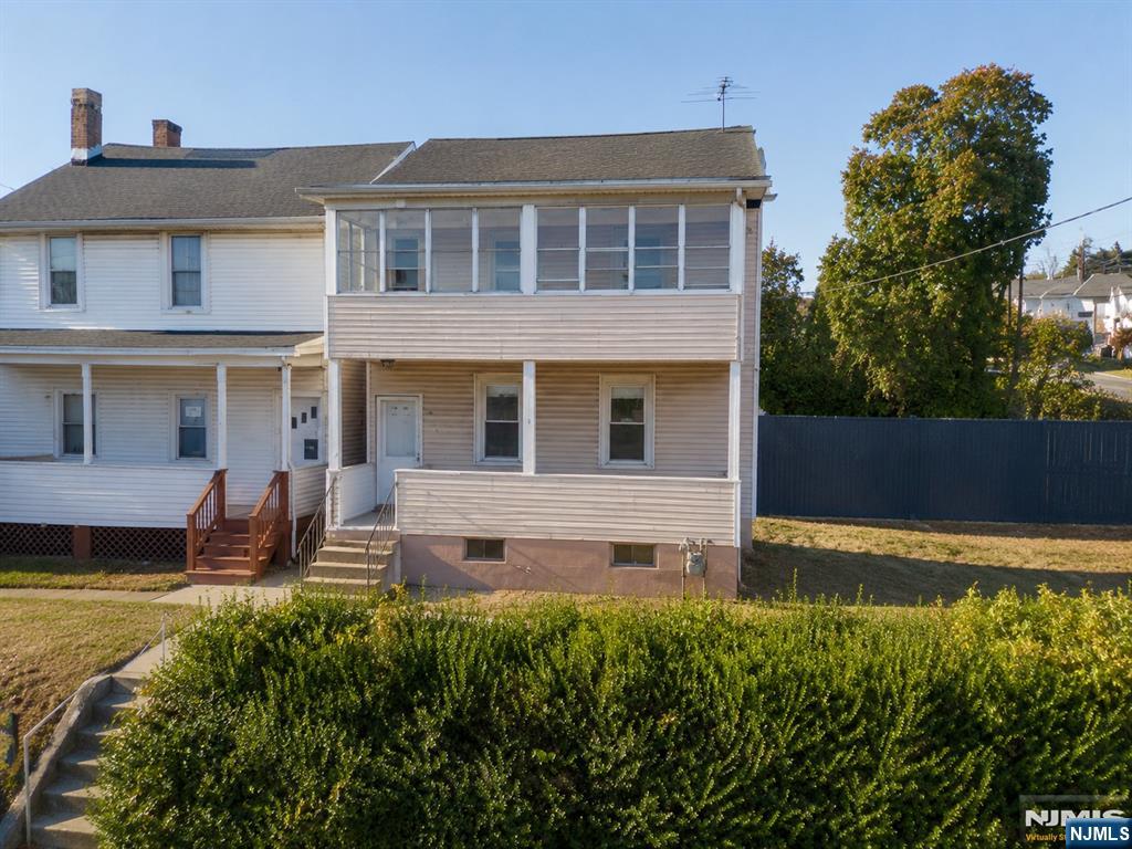 409 8th Street - Photo 2