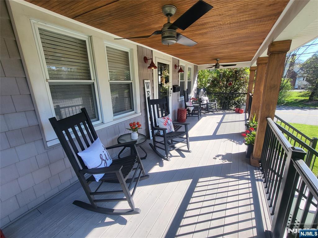 266 Eagle Rock Avenue - Photo 2