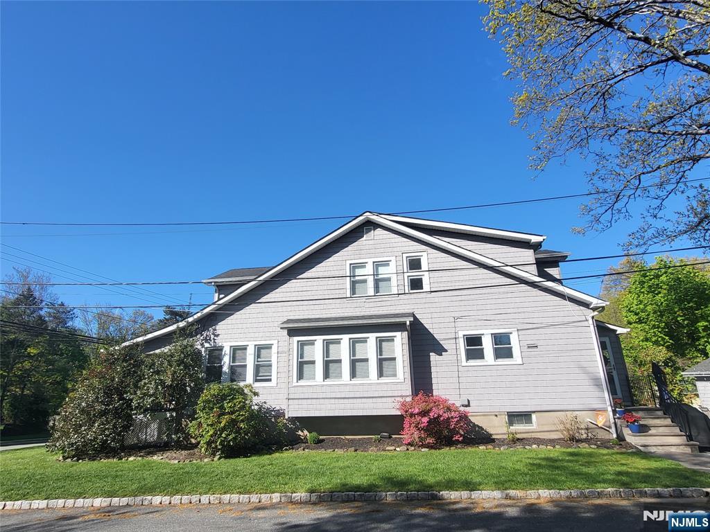 266 Eagle Rock Avenue - Photo 3