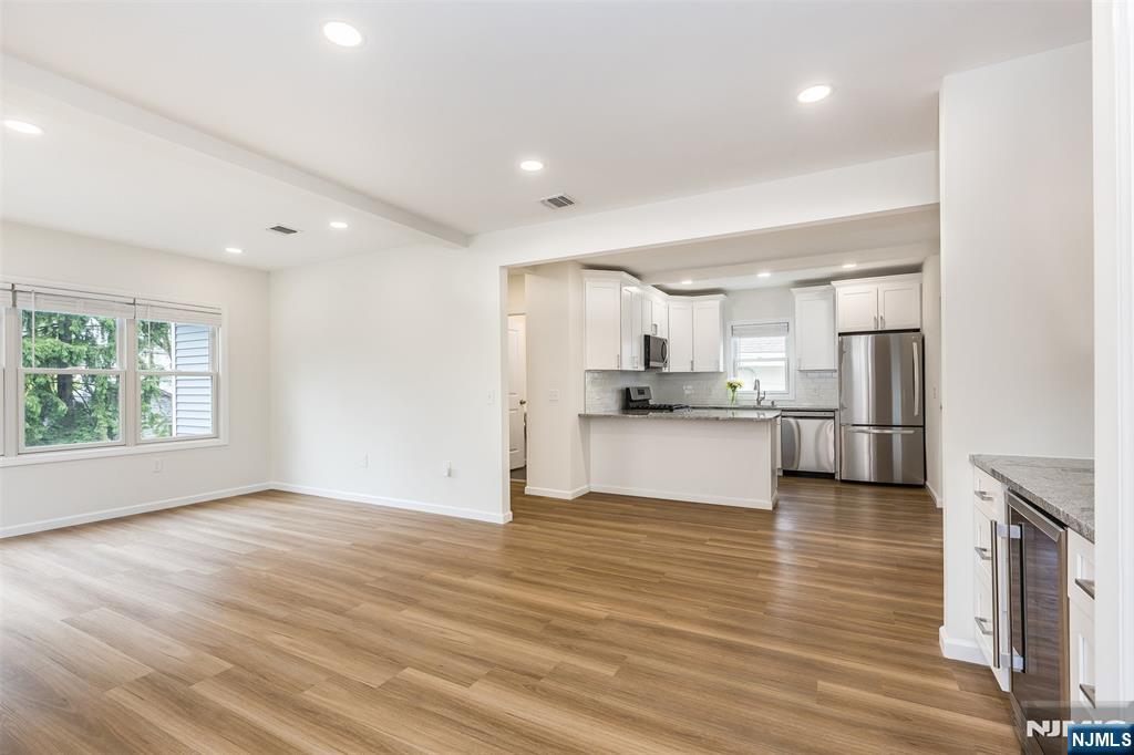 26 Willow Street 2 - Photo 4