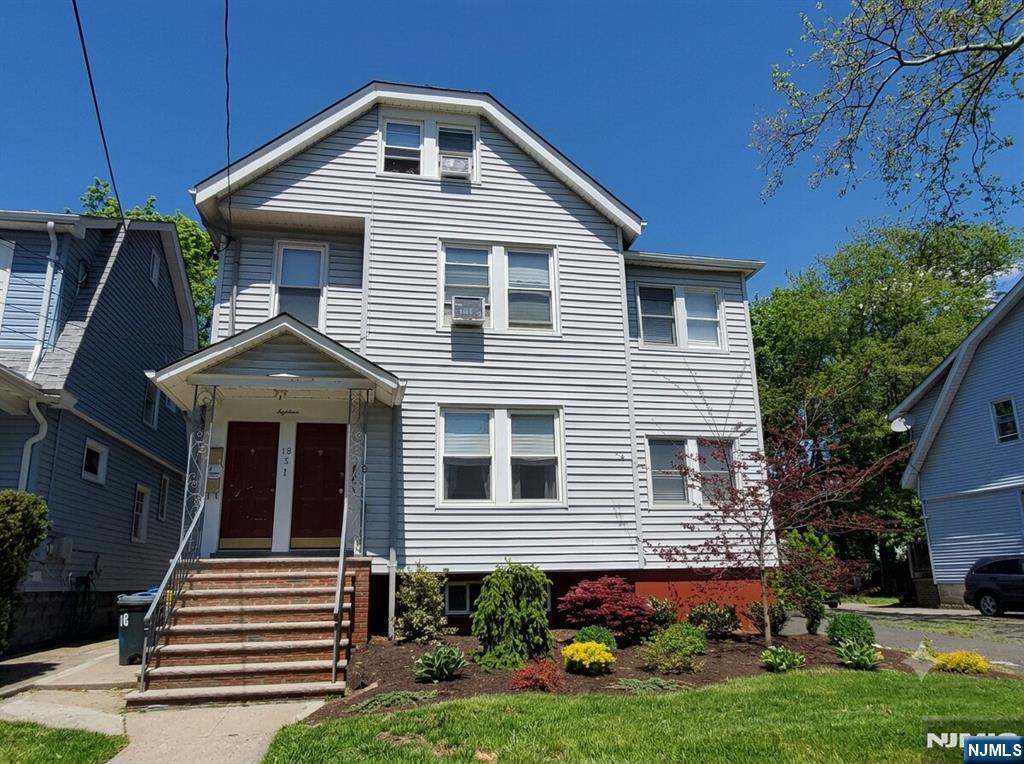 18 Olive Street - Photo 1