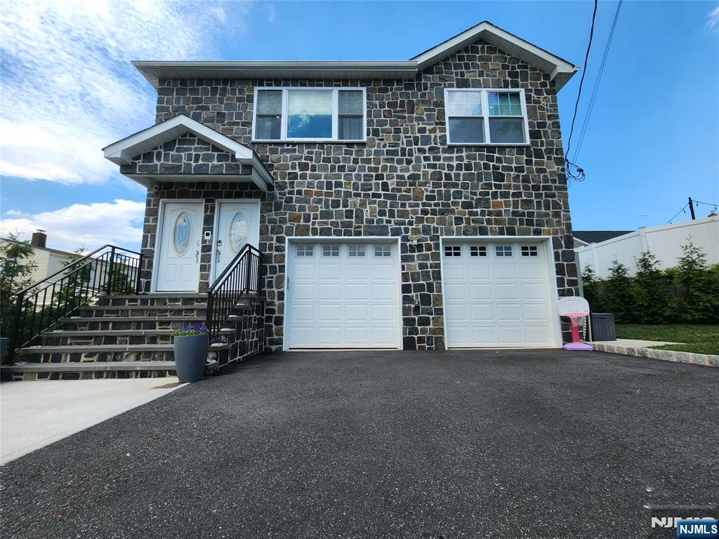 518 8th Street - Photo 1