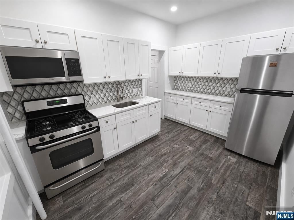 321 79th Street 6 - Photo 5