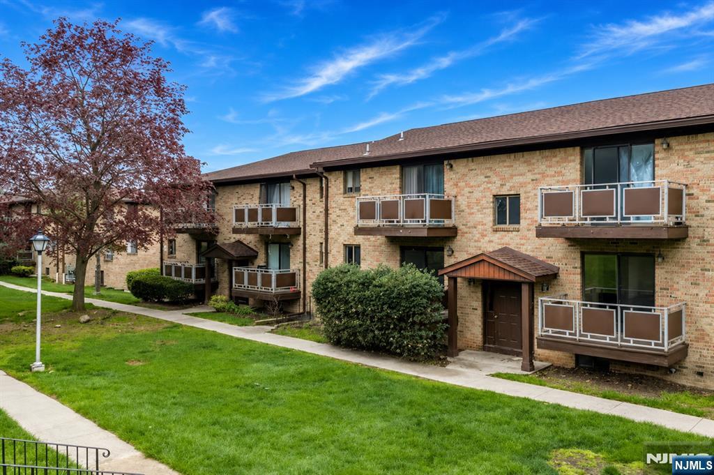 107 Bellgrove 3B - Photo 2