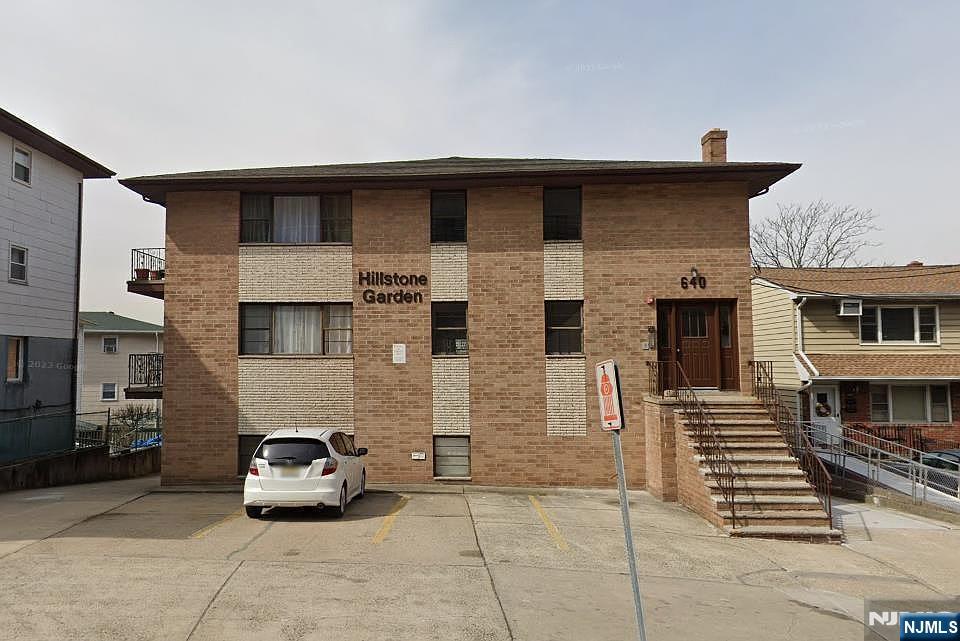 640 Fairview Avenue 2 - Photo 1