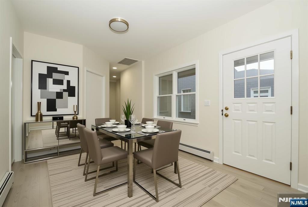 558 Lafayette Avenue 1 - Photo 3