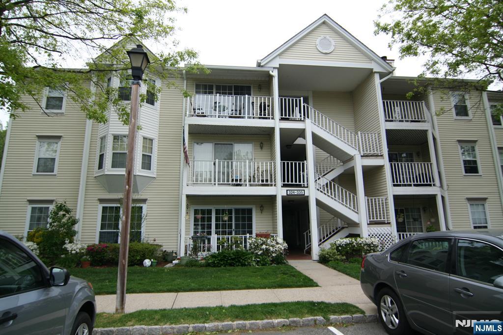 335 Linden Street - Photo 1
