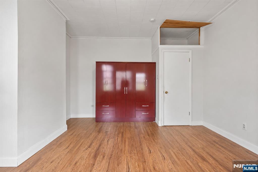 609 38th Street - Photo 5