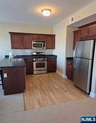 447 Fairview Avenue 304 - Photo 5