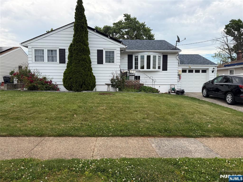 22 Longview Avenue - Photo 1
