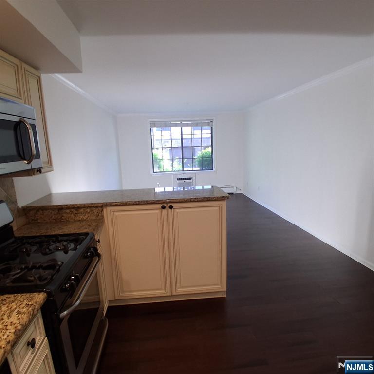 2014 Hawthorne Lane - Photo 3