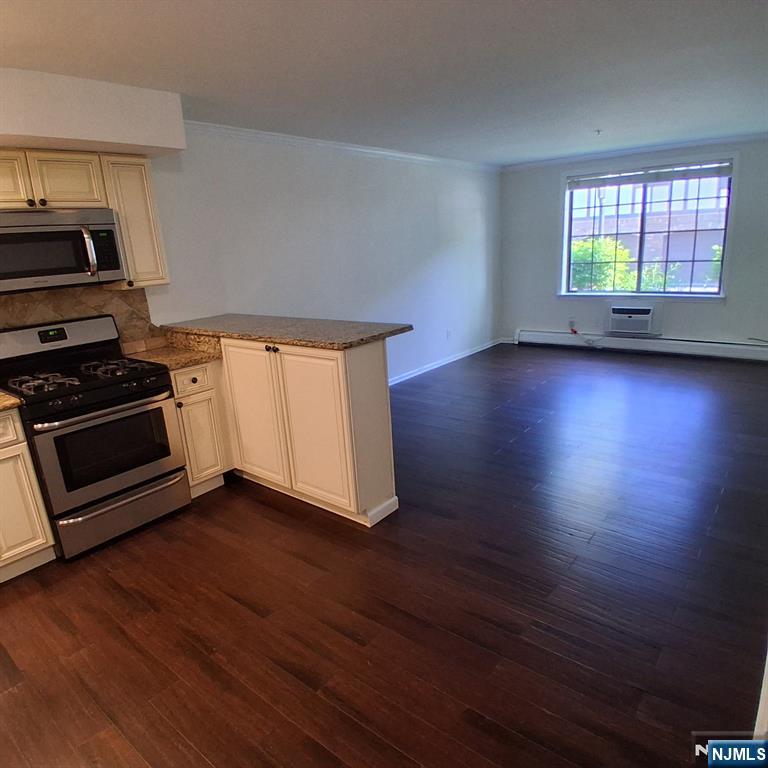 2014 Hawthorne Lane - Photo 5