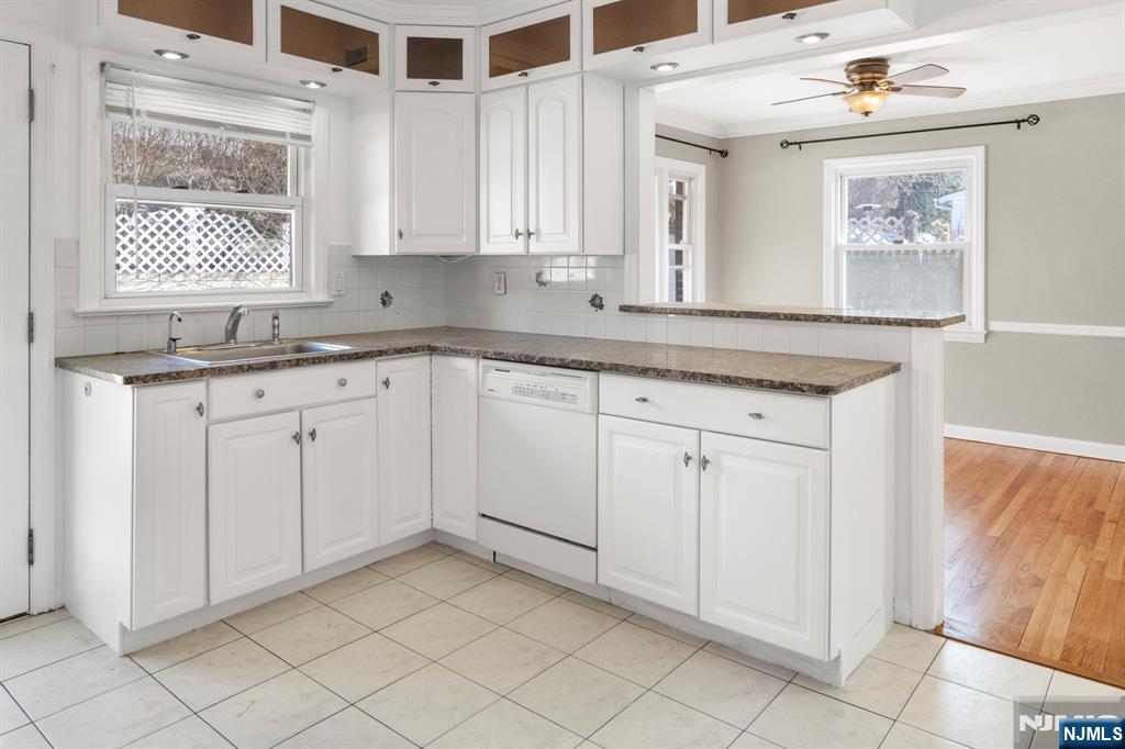 769 Cypress Street - Photo 5