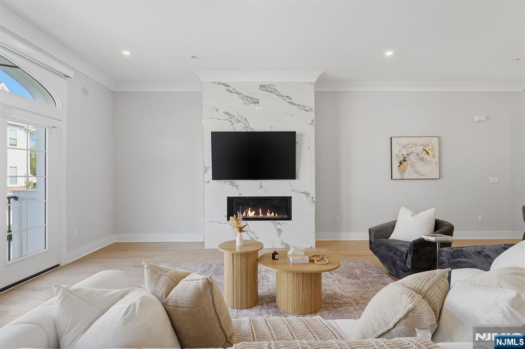 105 Brandon Court - Photo 5