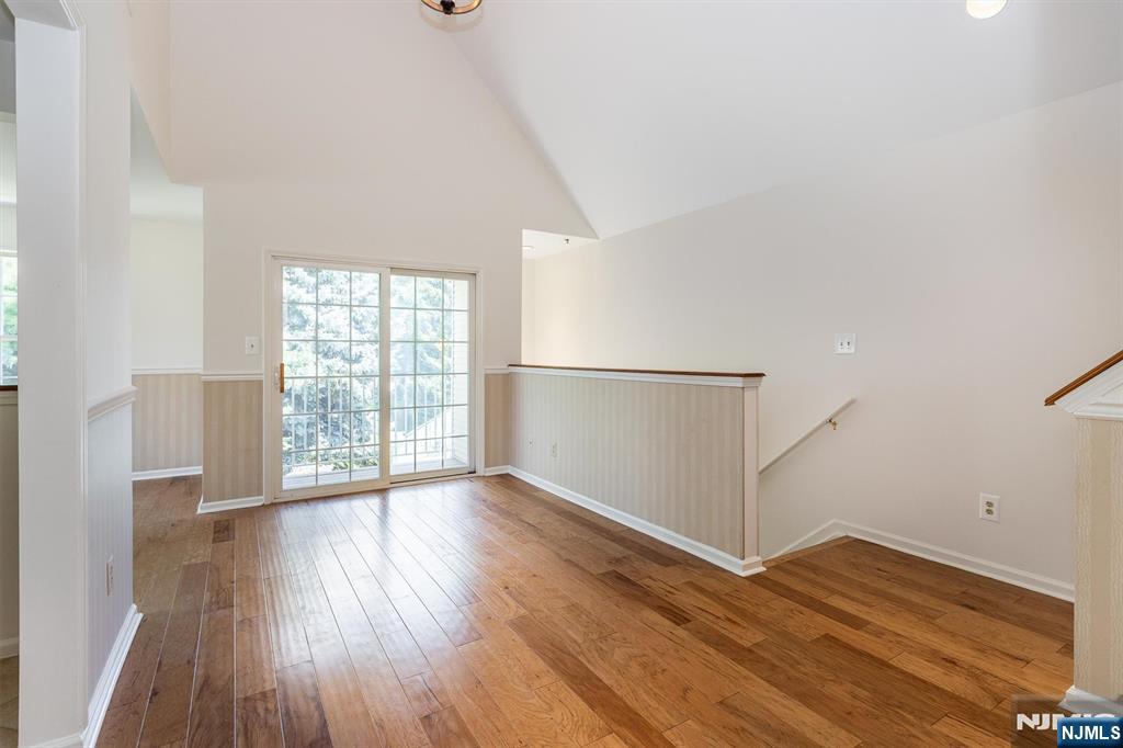 200 Cambridge Court G100 - Photo 4