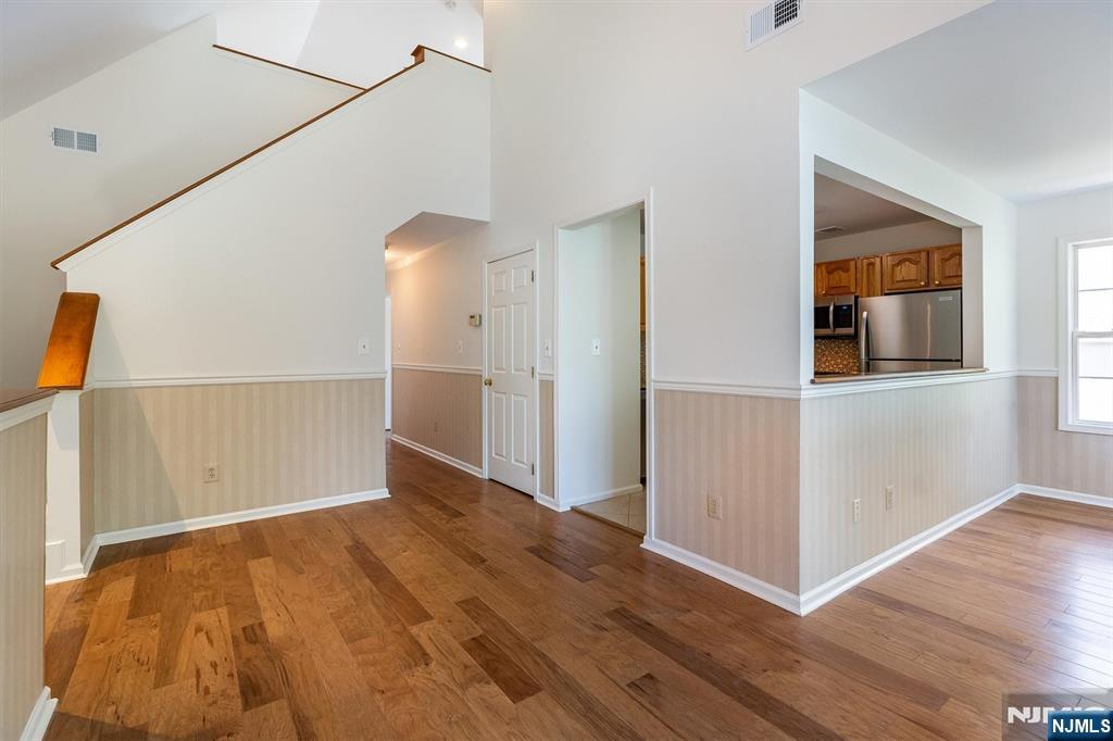 200 Cambridge Court G100 - Photo 5