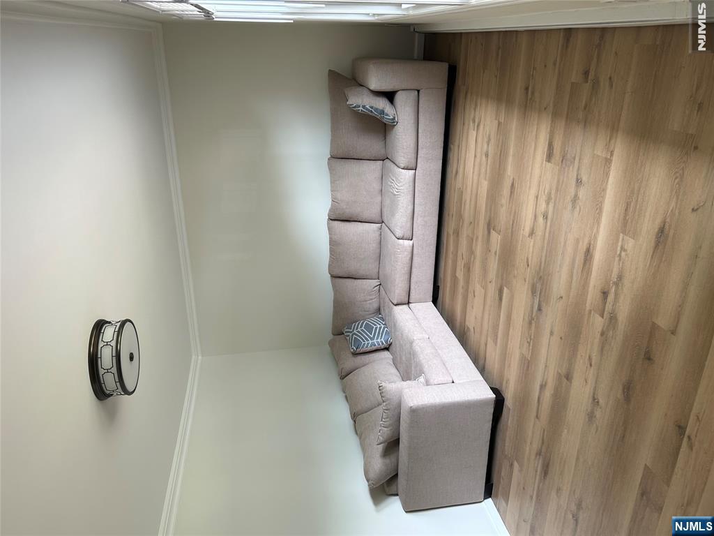 50 Crescent Terrace 1 - Photo 1